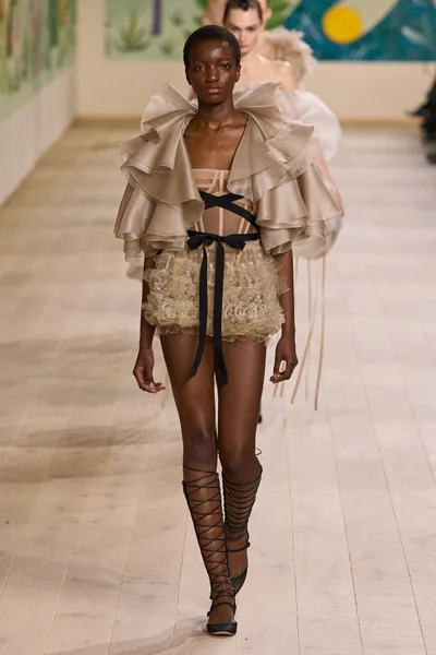 Look 42